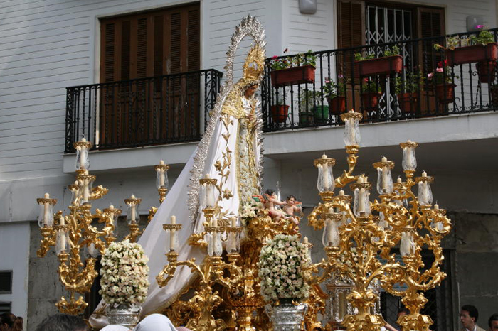Paso procesional Mercedes Puerta Real